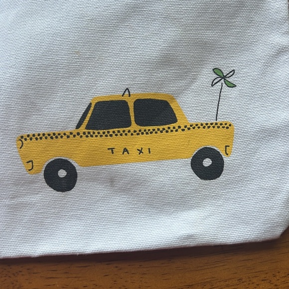 Kate Spade She is Quick Curious Playful and Strong Tote - Picture 5 of 10